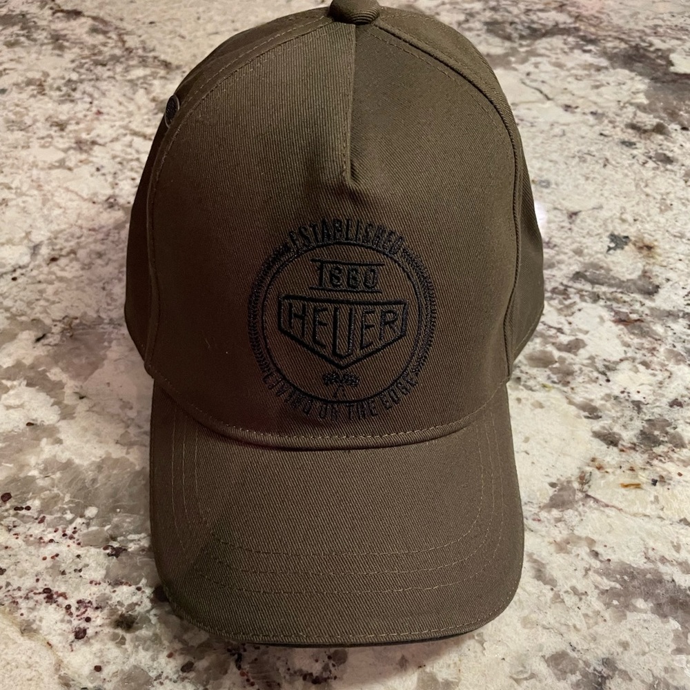Tag Heuer hat